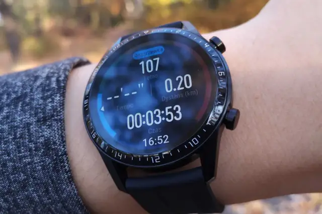 Jaki zasięg ma bluetooth w smartwatch? Odkryj, co wpływa na połączenie