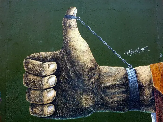 Graffiti przestępstwo czy wykroczenie? Poznaj kary i konsekwencje