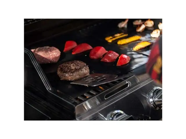 Mata teflonowa na grilla – uniknij przywierania i ciesz się smakiem