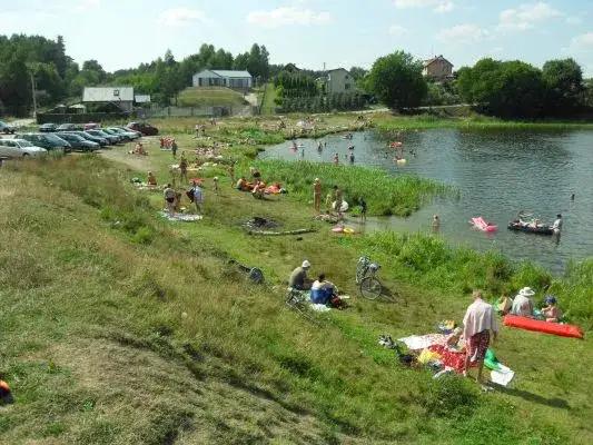 Jezioro Wysockie: raj dla wędkarzy i miłośników rekreacji wodnej