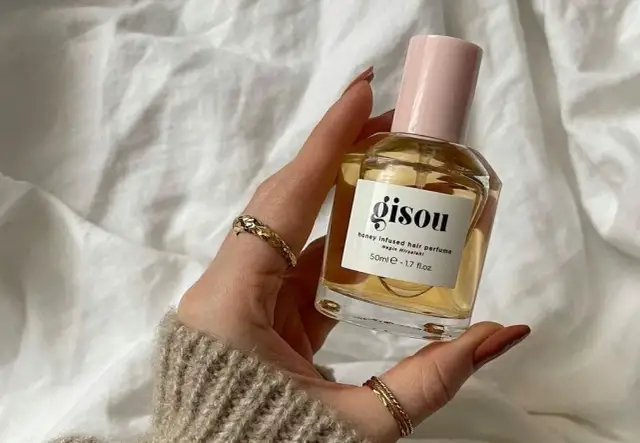 Woda toaletowa: Ile alkoholu i czy jest się czego bać?