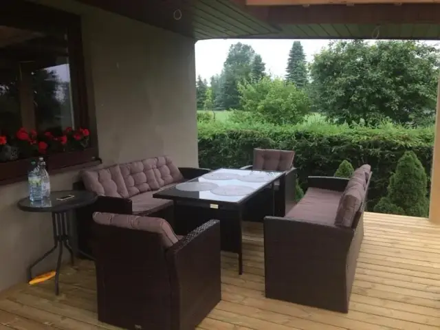 Alternatywy dla balustrad na taras – nowoczesne i praktyczne rozwiązania bez tradycyjnych barier