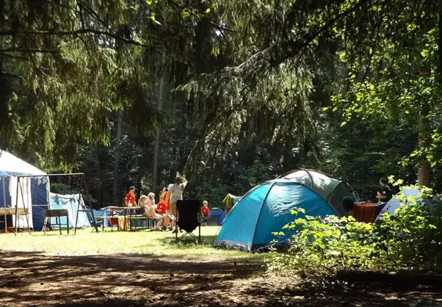 Gdzie w góry pod namiot? Odkryj najlepsze miejsca na biwakowanie