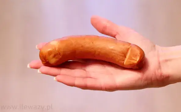 Ile kalorii ma gotowana kiełbasa? Sprawdź fakty!
