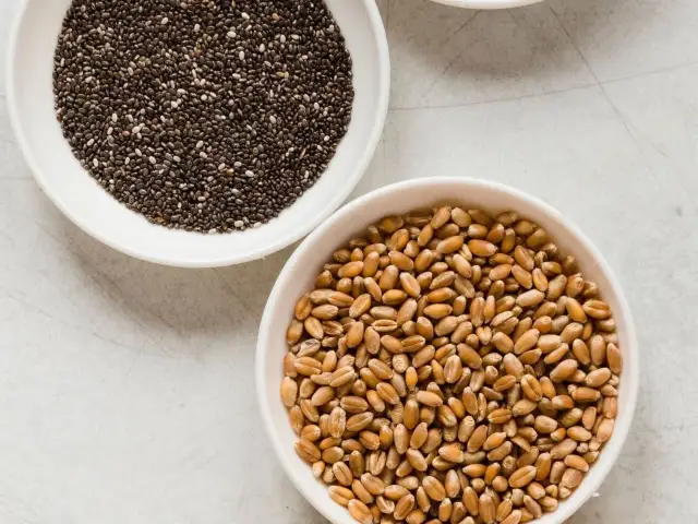 Czy nasiona chia odchudzają? Ekspertka radzi, jak je jeść!