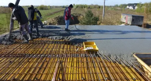 Otulina zbrojenia: Klucz do trwałości i bezpieczeństwa konstrukcji