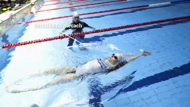 Jak nauczyć pływać dorosłego? Przełam lęk i płyń swobodnie!