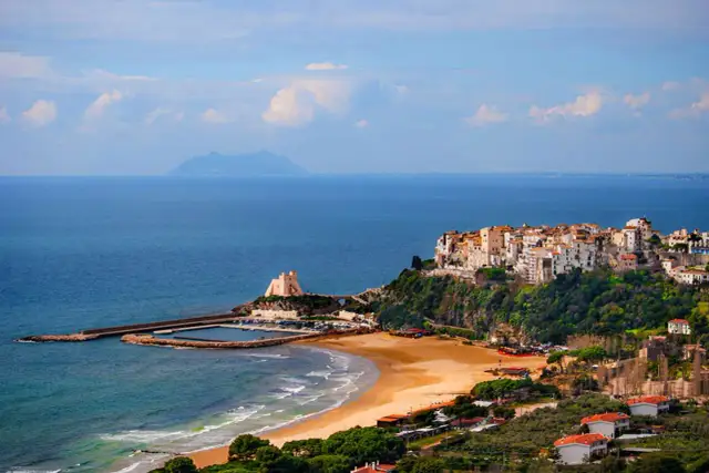 Plages près de Rome : Votre guide pour une escapade parfaite