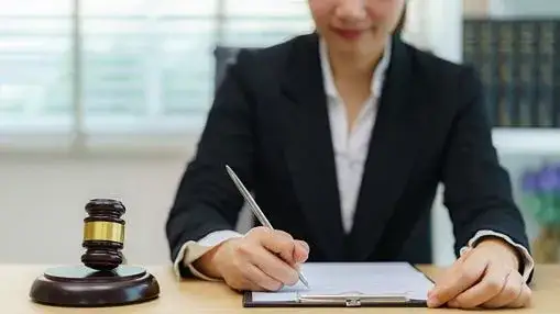 Ile ważne jest pełnomocnictwo notarialne i jak może Cię chronić