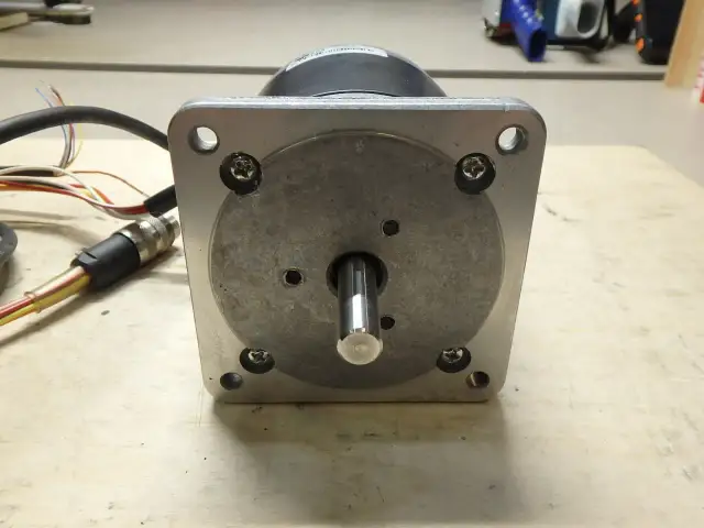 Silnik krokowy: Objawy awarii, diagnoza i naprawa krok po kroku