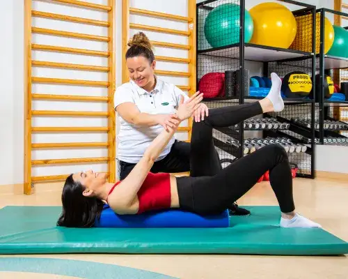 Ile kosztuje rehabilitacja kręgosłupa? Sprawdź ceny i oferty w Polsce