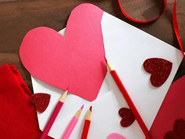 Co napisać na walentynce, aby wzruszyć ukochaną osobę?