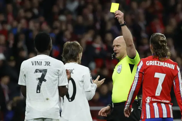 Sędziowie Ekstraklasy: Ile zarabiają? Od ligi do Ligi Mistrzów