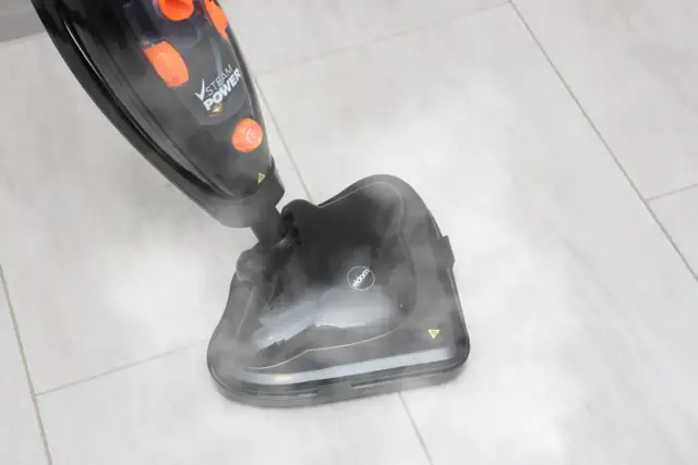 Twój mop parowy zepsuty? Napraw go łatwo i oszczędź na serwisie!