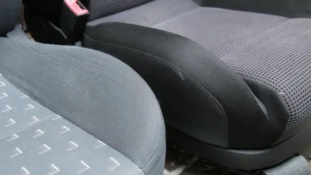 Jak wymontować fotel kierowcy skoda fabia - uniknij błędów i uszkodzeń