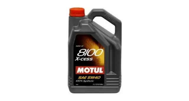 Olej Motul 8100 - najlepszy wybór dla Twojego silnika i oszczędności