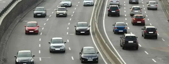 Jak jeździć w korku ze sprzęgłem, by uniknąć jego uszkodzenia?