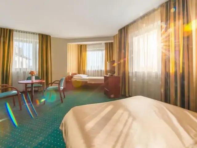 Ile kosztuje nocleg w Warszawie? Sprawdź ceny i oszczędź na podróży