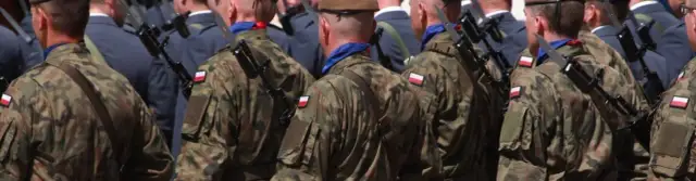 Jak zostać oficerem po studiach cywilnych - wymagania i proces rekrutacji