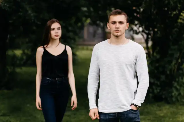 Jak myśli kobieta: sekrety kobiecej psychiki w relacjach z mężczyznami