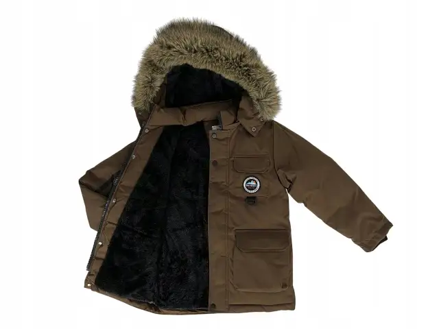 Kurtka zimowa dla chłopca 122: Jak kupić raz, a dobrze? Expert radzi