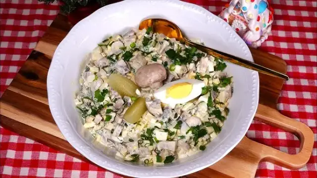 Jak zrobić sałatkę z pieczarek, która zachwyci Twoich gości