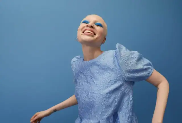 Ile kosztuje zrobienie kolczyka w wardze? Sprawdź, co wpływa na cenę