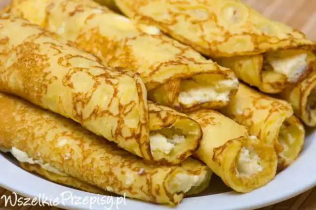 Ile kalorii ma naleśnik z serem? Poznaj prawdę i wersje fit!