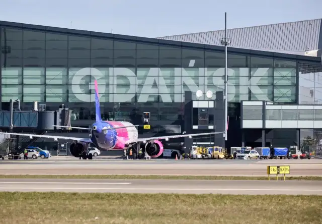 Paszport Gdańsk - Jak sprawnie wyrobić? Adres, dokumenty, opłaty