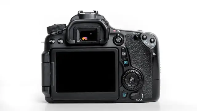 Co zrobić gdy aparat fotograficzny nie chce się włączyć – najczęstsze przyczyny i rozwiązania