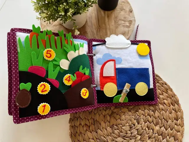 Książeczki sensoryczne – jak wspierają rozwój Twojego dziecka?