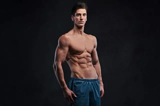 Męska sylwetka: Poznaj swój typ i stylizuj się jak ekspert!