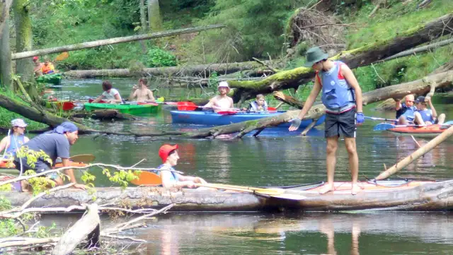 Spływ kajakowy Brda Piekiełko – odkryj niebezpieczne zakątki rzeki