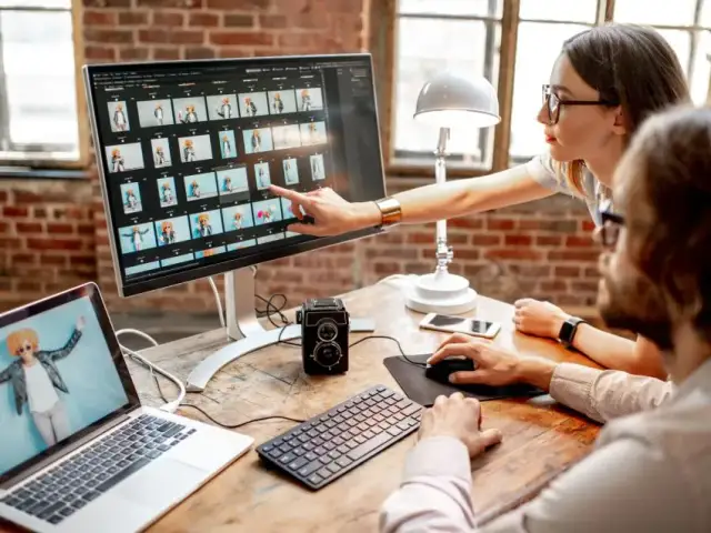 Jaki monitor do pracy biurowej - wybierz idealny model dla siebie