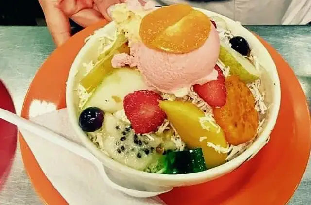 Ensalada de frutas colombiana en España: ¿Dónde encontrarla o hacerla?