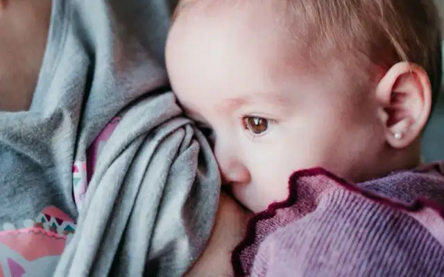 Do jakiego wieku karmić piersią? Odpowiedzi na nurtujące pytania