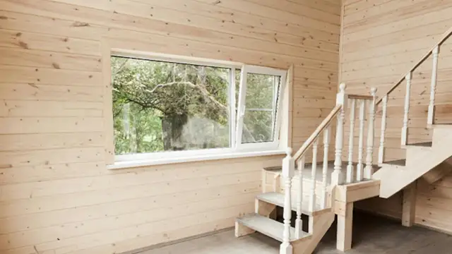 Jaką farbą pomalować boazerię, by uzyskać trwały i piękny efekt?