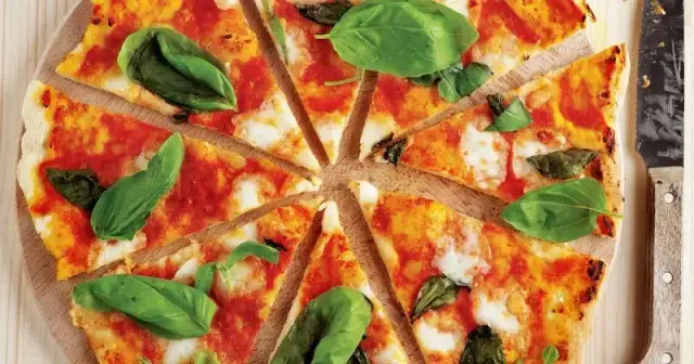 Sos do pizzy jak z pizzerii – idealny przepis na smak Włoch
