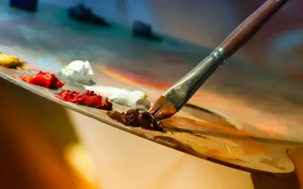 Techniki malowania: jak nadać ścianom profesjonalnie wyglądające wykończenie