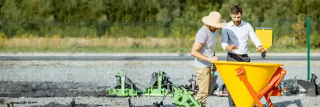 Jak rozebrać rozsiewacz do nawozu lejek - proste kroki i porady