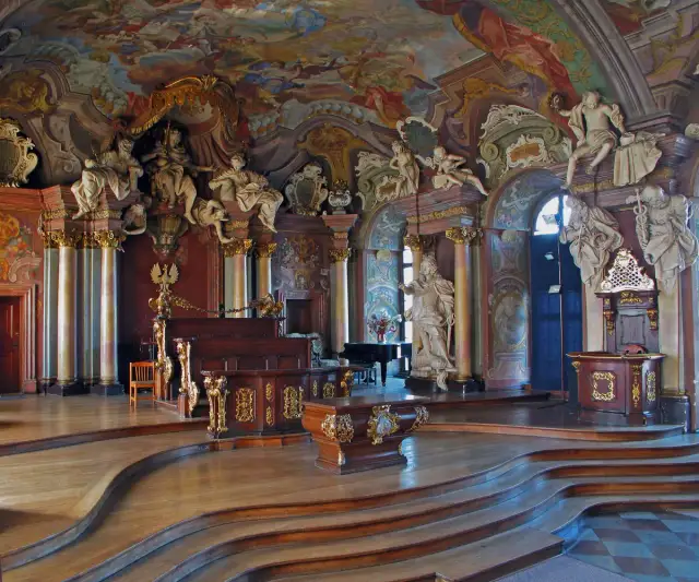 Zwiedzanie Uniwersytetu Wrocławskiego: odkryj ukryte skarby i atrakcje