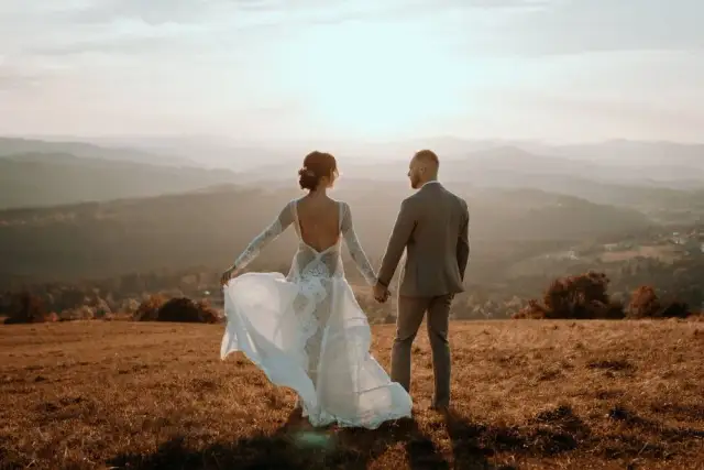 Ile kosztuje fotograf ślubny w Polsce? Sprawdź ceny i pakiety