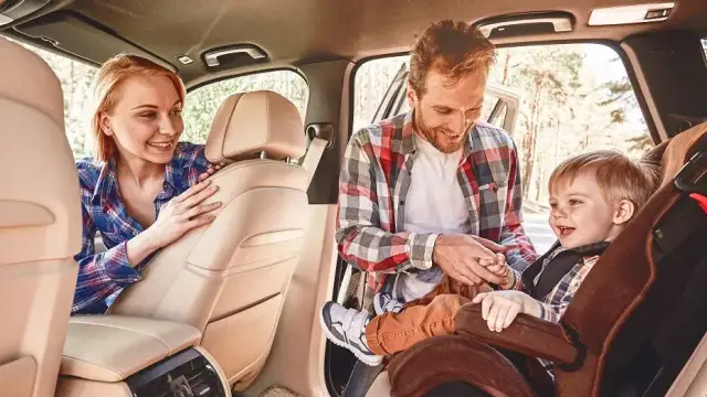 Kiedy fotelik dla dziecka? Kluczowe przepisy i ważne wskazówki