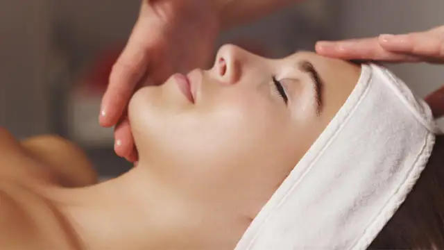 Peeling kawitacyjny - Kiedy może zaszkodzić? Przeciwwskazania