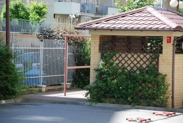 Jak ukryć kosze na śmieci i poprawić estetykę swojego otoczenia