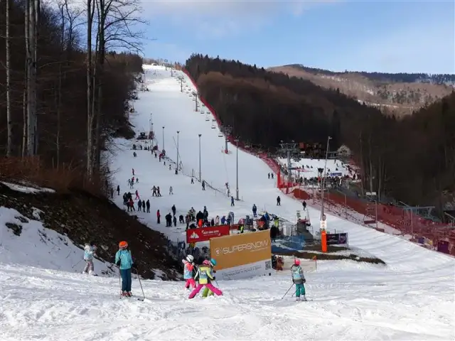 Wisła na narty: przewodnik po stokach, skipassach i atrakcjach