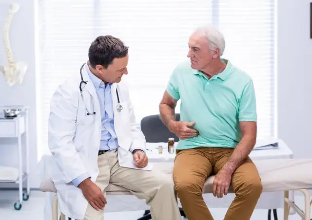 Czy przed emeryturą można chorować? Skutki dla pracy i emerytury