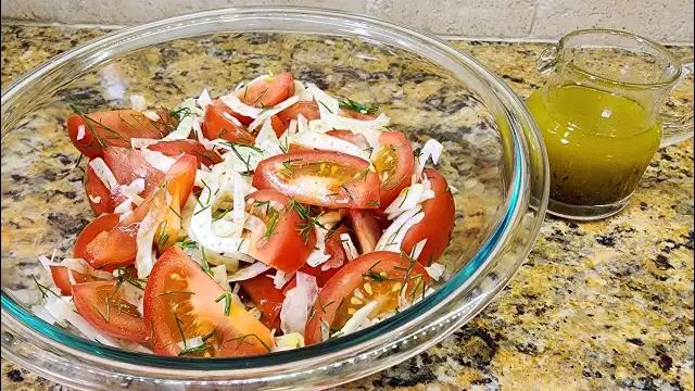 Domina la Ensalada de Hinojo: Recetas, cortes y aliños secretos