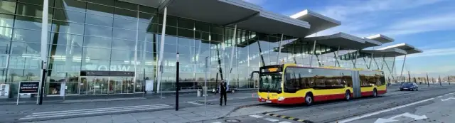 Wrocław jak dojechać na lotnisko: najlepsze opcje transportu i porady