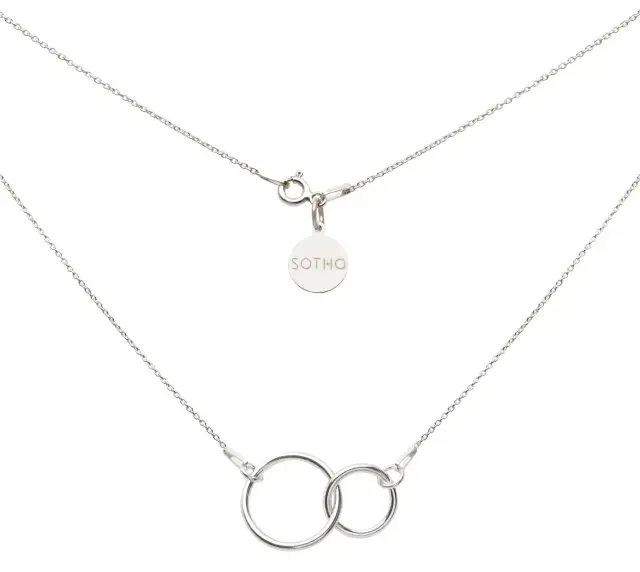 Naszyjnik dwa kółka: Znaczenie, symbolika miłości i karmy. Wybierz!